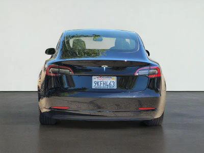 2023 Tesla MODEL 3 — detail view