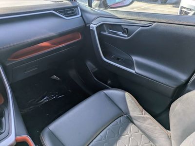 2019 Toyota RAV4 - Photo 15