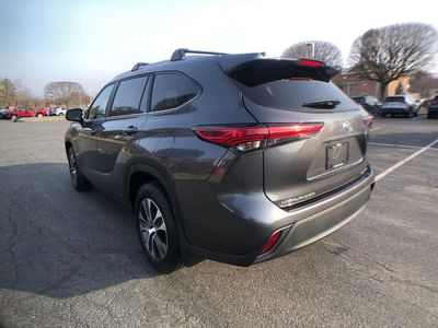 2023 Toyota Highlander XLE - Photo 8