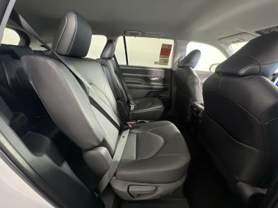 2024 Toyota Grand Highlander — photo 26 view