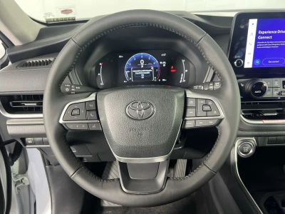 2024 Toyota Grand Highlander — photo 16 view