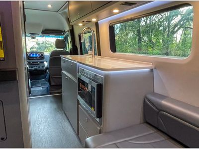 2027 Grech RV Vacanza-ion 22 AWD — side profile view