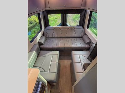2027 Grech RV Vacanza-ion 22 AWD — interior view