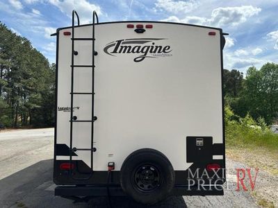 2022 Grand Design Imagine - Photo 10