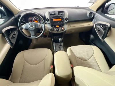 2012 Toyota RAV4 — photo 24 view