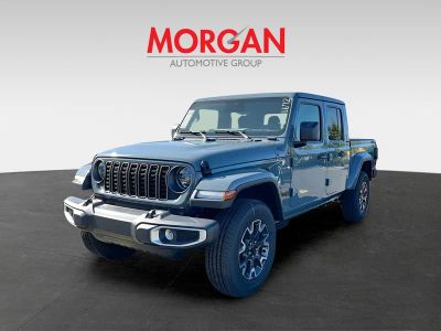 2026 Jeep Gladiator — rear three-quarter view