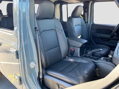 2026 Jeep Gladiator — photo 26 view