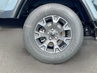 2026 Jeep Gladiator — photo 28 view