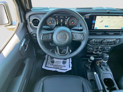 2026 Jeep Gladiator — photo 21 view