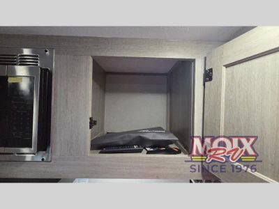 2026 Coachmen RV Catalina Summit Series 7 - Photo 13