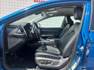 2020 Toyota Camry - Photo 3