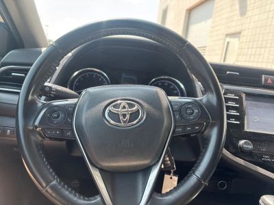 2020 Toyota Camry - Photo 17