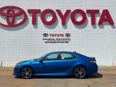 2020 Toyota Camry - Photo 4