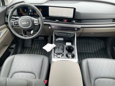 2026 Kia Carnival — photo 12 view