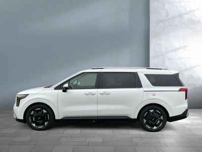 2026 Kia Carnival — rear three-quarter view