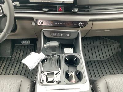 2026 Kia Carnival — photo 13 view
