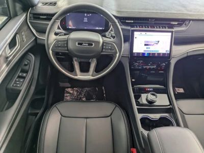 2025 Jeep Grand Cherokee L — photo 12 view
