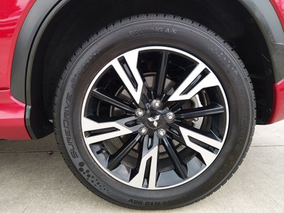 2023 Mitsubishi Eclipse Cross - Photo 10