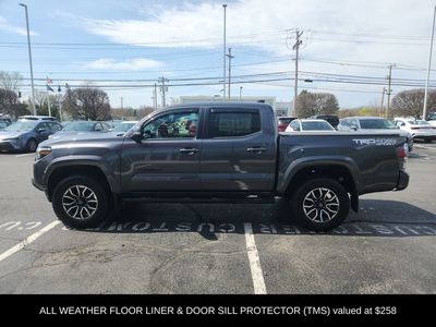 2023 Toyota Tacoma - Photo 8
