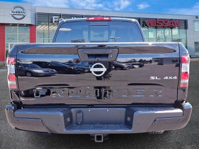 2024 Nissan Frontier — detail view