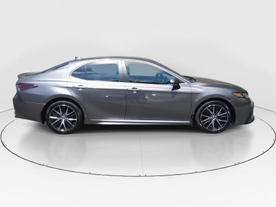 2024 Toyota Camry - Photo 8