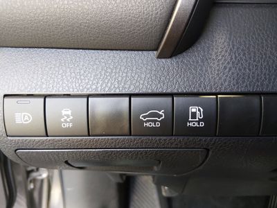 2024 Toyota Camry - Photo 13