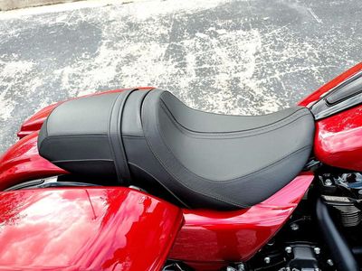 2025 Harley-Davidson FLHX - Street Glide — photo 14 view