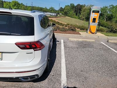 2022 Volkswagen Tiguan - Photo 8