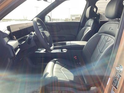2027 Kia Telluride — photo 9 view