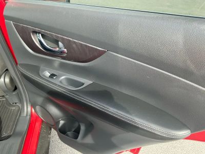 2016 Nissan Rogue — photo 19 view