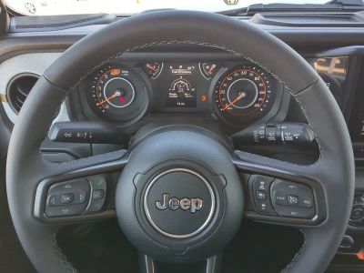 2026 Jeep Wrangler — photo 27 view