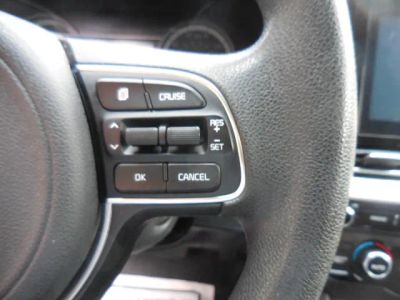 2022 Kia Niro — photo 18 view