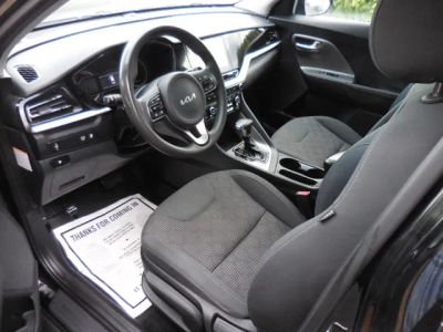 2022 Kia Niro — photo 9 view