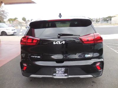 2022 Kia Niro — interior view