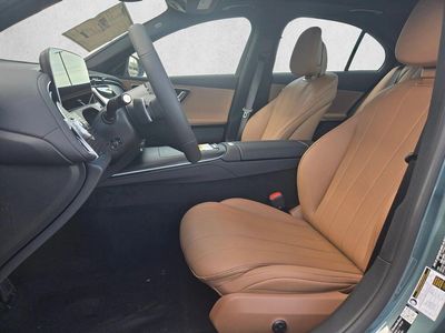 2026 Mercedes-Benz E-Class - Photo 4