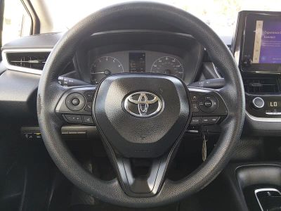 2025 Toyota Corolla — photo 12 view