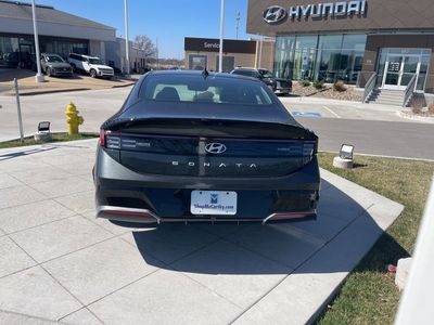 2026 Hyundai Sonata - Photo 4