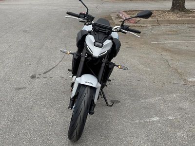 2025 Yamaha MT-07 — side profile view