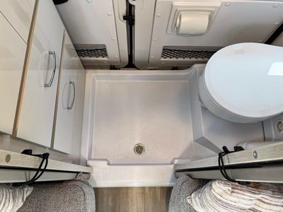 2026 Thor Motor Coach TELLARO - Photo 14