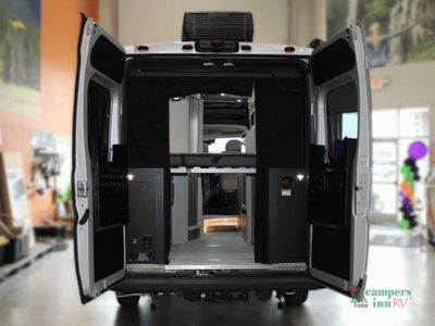 2026 Airstream Rangeline - Photo 21