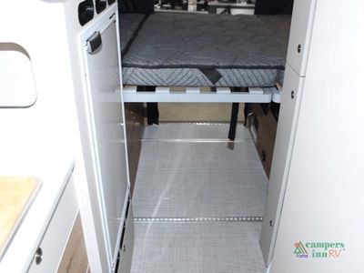 2026 Airstream Rangeline - Photo 22