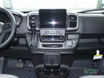 2026 Airstream Rangeline - Photo 27