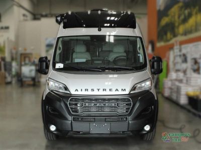 2026 Airstream Rangeline - Photo 4