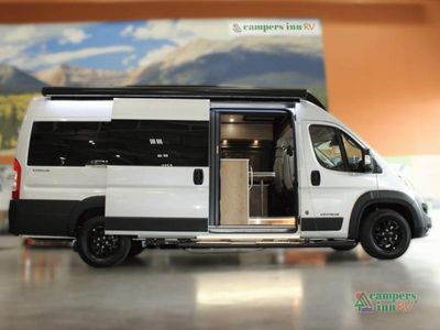 2026 Airstream Rangeline - Photo 24