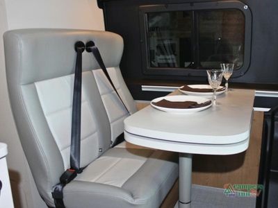2026 Airstream Rangeline - Photo 31
