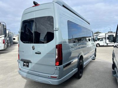 2027 Grech RV STRADA-ION - Photo 29