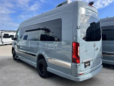 2027 Grech RV STRADA-ION - Photo 30
