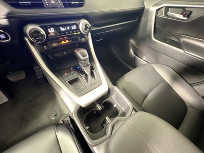 2024 Toyota RAV4 - Photo 22