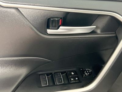 2024 Toyota RAV4 - Photo 14
