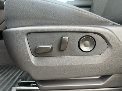 2026 Chevrolet Silverado 1500 — photo 17 view